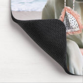 ラブラドールレトリバーとビキニトップ マウスパッド (コーナー)