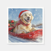 ラブラドール犬のソリで雪のクリスマス スタンダードカクテルナプキン (正面)