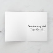 ラブラドール考えるの頭の上の可愛い子猫 カード (内部)