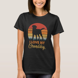 ラブラドール・レトリバーの孫犬を愛する祖父母 Tシャツ