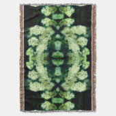 ラブリングワイルドホワイトローゼス抽象芸術 スローブランケット (正面縦)