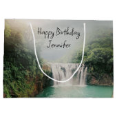 ラブリーウォーターフォイルインザマウンテンフォレスト誕生日 ラージペーパーバッグ (裏面)