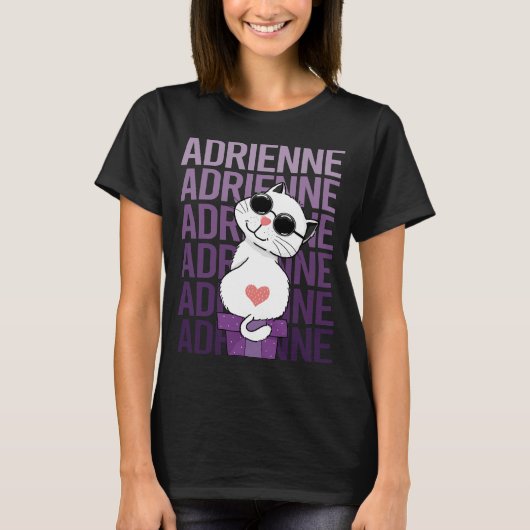 ラブリーキャット – Adrienneの名前 Tシャツ (正面)