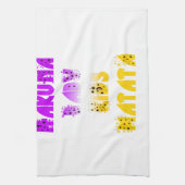 ラブリー パープルとイエローのハクナマタタ ベイビー キッズ G キッチンタオル (縦)