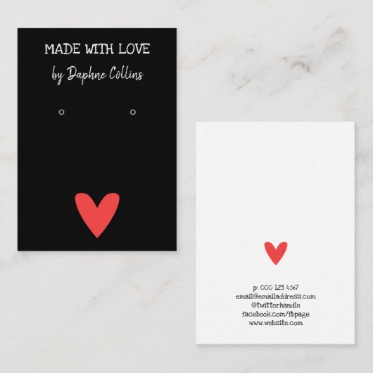 ラブ赤いハートのイヤリングディスプレイで作られる黒いデザイン 名刺 (正面/裏面)