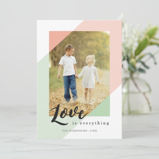 ラブ イズ エブリシング パステル ジオメトリック フォト シーズンカード (スタンド正面)