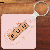 ラブ・イズ・ファン キーチェーン (裏面)