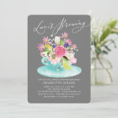 ラブ イズ ブリュイング カラフル フラワーブライダル ティー シャワー 招待状 (スタンド正面)