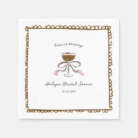 ラブ イズ ブリューリング エスプレッソ マティーニ ブライダル シャワー スタンダードカクテルナプキン (正面)