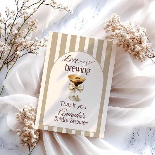 ラブ イズ ブルーイング エスプレッソ マティーニ ボウ ブライダル シャワー サンキューカード