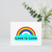 ラブ+イズ+ラブ - LGBT レインボー ポストカード (スタンド正面)