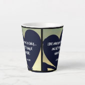 ラブ・ホワット・ユア・ドゥーイング ラテ マグ - アディラ アコー (正面)