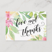 ラブ&感謝していタイポグラフィピンクフローラ結婚式の引き出物 エンクロージャーカード (正面)