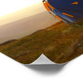 ラプランドのキャンプ旅行で夕べ日 ポスター (角)