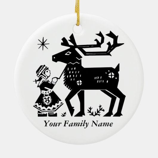 ラプランドの女の子はトナカイのクリスマスの装飾を握ります セラミックオーナメント (裏面)