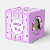 ラベモダンンピンク柄ストライプ誕生日 フェイバーボックス (裏面サイド)