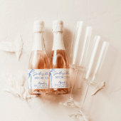 ラベルを貼る前に何か青いブライダルシャワー スパークリングワインラベル