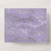 ラベンダーとシルバーのフローラ結婚は、1つのインビ オールインワン招待状 (裏面)