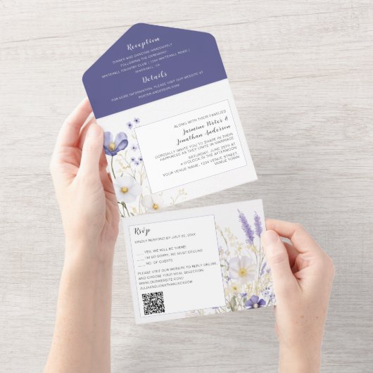 ラベンダーとパープルワイルドフラワー結婚式招待状 オールインワン招待状 (貼ってはがせる)