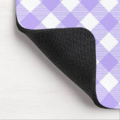 ラベンダーと白い角度付き格子縞 マウスパッド (コーナー)