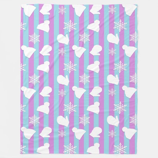 ラベンダーと青の雪、ミトンと帽子 フリースブランケット (正面)