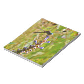 ラベンダーのフラワードラゴンフライ ノートパッド (回転)