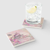 ラベンダーのマグの引用文の花のコーヒー抱擁 ストーンコースター (横)