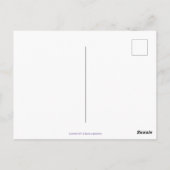 ラベンダーの花が咲くドアでオレンジ色のタビーキャット ポストカード (裏面)