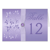 ラベンダーの花柄によって宝石で飾られるテーブルカード (正面横)