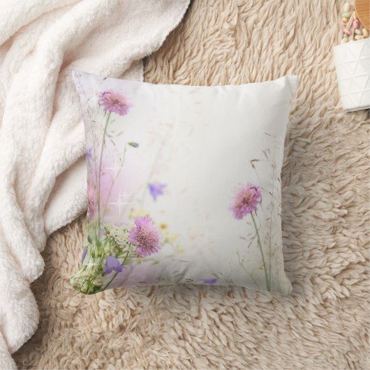 ラベンダーの野生花のプールの投球のソファの枕 クッション (ブランケット)