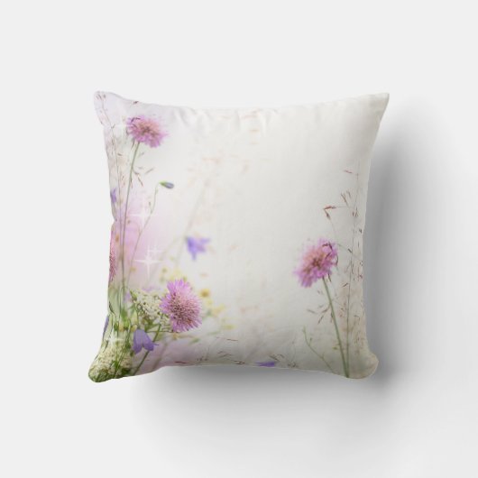 ラベンダーの野生花のプールの投球のソファの枕 クッション (裏面)