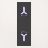 ラベンダーオンブラックナマステムドラハンズ ヨガマット (正面)