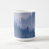 ラベンダーパインの木の冬のクリスマスワンダーランド モーフィングマグカップ (中央)