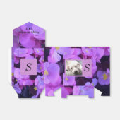 ラベンダーパープルフラワーフレームドッグにイニシャルを追加 フェイバーボックス (折り畳みなし)