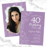 ラベンダーパープルフローラ写真40th誕生日パーティー 招待状<br><div class="desc">ラベンダーパープルフローラ40th誕生日パーティの招待状あなたの写真をカードの背面に。ボタニエレガントカルモダンスケッチアクセントとタイポグラフィスクリプトフォントを搭載したデザイン。トレンディーシンプル招待状カードは女性の日スタイリッシュお祝いに最適。任意のカスタマイズ年齢にすることができる。印刷されたZazzle招待状または即時ダウンロードのデジタル印刷可能なテンプレート。</div>
