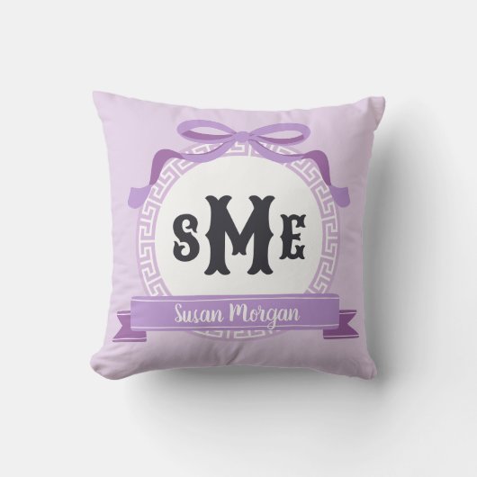 ラベンダーパープルリバースギリシャキー bow モノグラム クッション (正面)