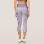 ラベンダーフラワードリームモダン抽象芸術フラクタル カプリレギンス (裏面)