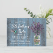 ラベンダーフラワー&ハミングバードダスティーブルー誕生日 招待状 (スタンド正面)