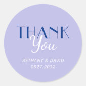ラベンダーブルーおもしろいタイポグラフィ結婚ズサンキュー ラウンドシール (正面)