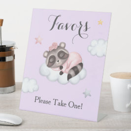 ラベンダーラクーン動物ガールベビーシャワーの好意 台座サイン