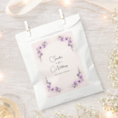 ラベンダー及び赤面バラ結婚式の引き出物バッグ フェイバーバッグ (クリップ留めされた状態)