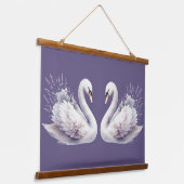 ラベンダー花模様付き水彩白鳥 吊り下げ型タペストリー (傾斜あり)