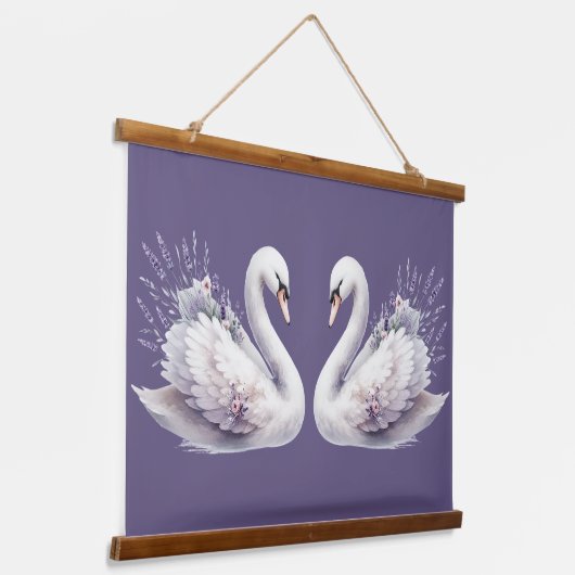 ラベンダー花模様付き水彩白鳥 吊り下げ型タペストリー (傾斜あり)
