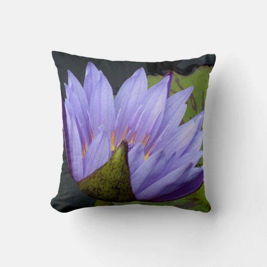 ラベンダー香水ユリ クッション (正面)