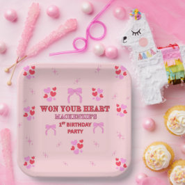ラベンダー ガール 9X9 1歳の誕生日 おめでとう レッド ハート ペーパープレート