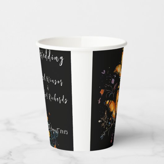 ラペルピン 紙コップ (左)