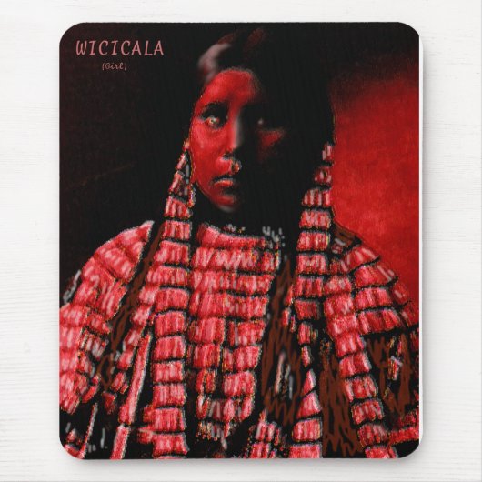 ラホタ族の女の子がティピの中に マウスパッド (正面)