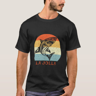 ラホヤ カリフォルニア バケーション トライバルシャーク Tシャツ