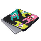 ラマおもしろいメカラフルリッド ラップトップスリーブ (正面下部)