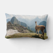 ラマが見渡せる遺跡 | Machu Picchu,ペルー ランバークッション (裏面)